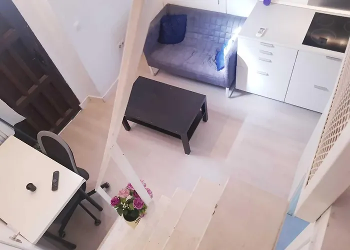 Triana Riverside B Apartment